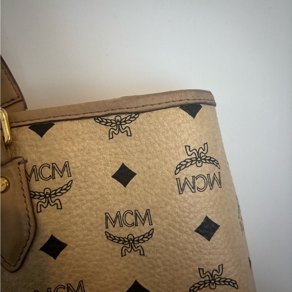 MCM Tote Bag - Picture 6 of 16